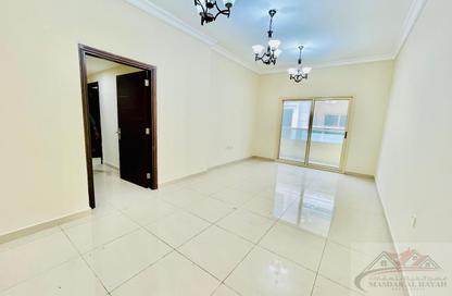 Apartment - 2 - 3 for rent in Muwaileh 29 Building - Muwaileh - Sharjah