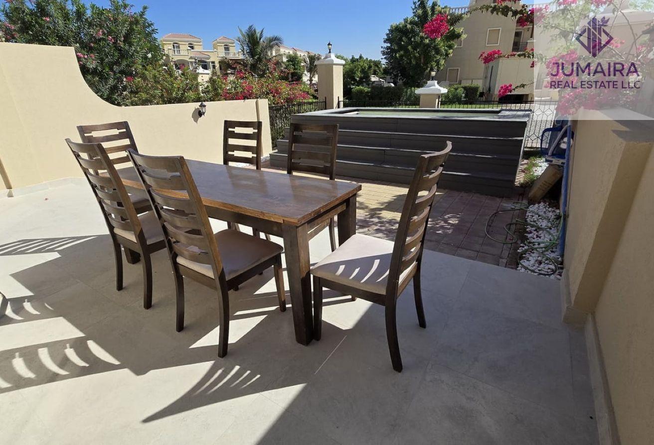 3 Bedroom House| Fully Upgraded | Splash pool