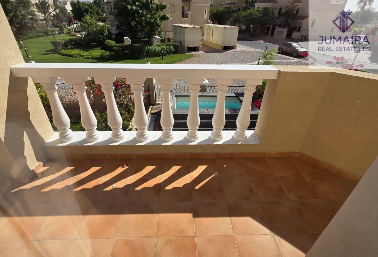 3 Bedroom House| Fully Upgraded | Splash pool