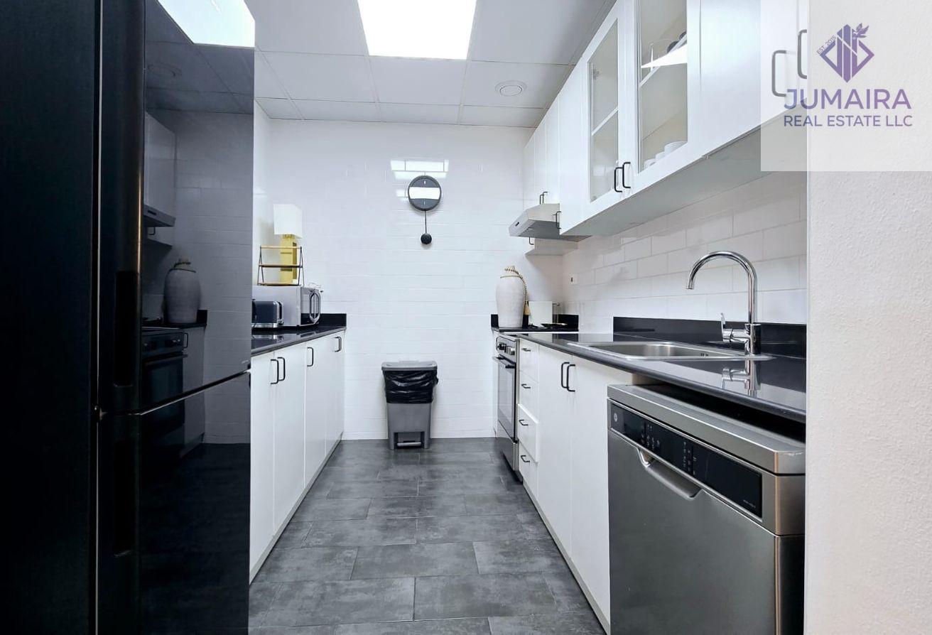3 Bedroom House| Fully Upgraded | Splash pool