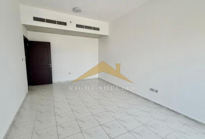 98252307 - صورة العقار 2