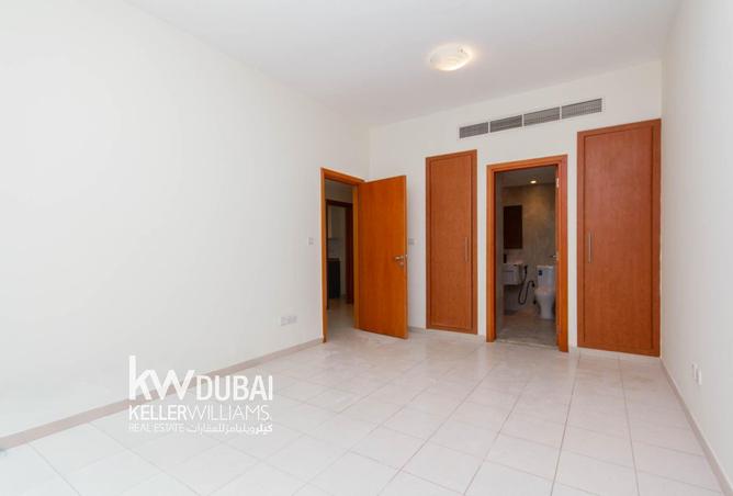 79410307 - Property Image 2