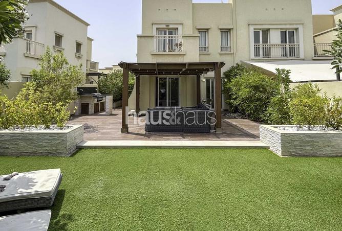 122927864 - Property Main Image