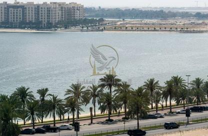 Apartment - 2 Bedrooms - 2 Bathrooms for rent in Al Khan Corniche - Al Khan - Sharjah