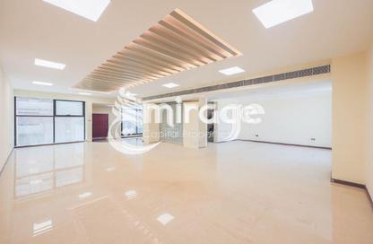 Villa - 5 - 6 for rent in Delma Street - Al Mushrif - Abu Dhabi