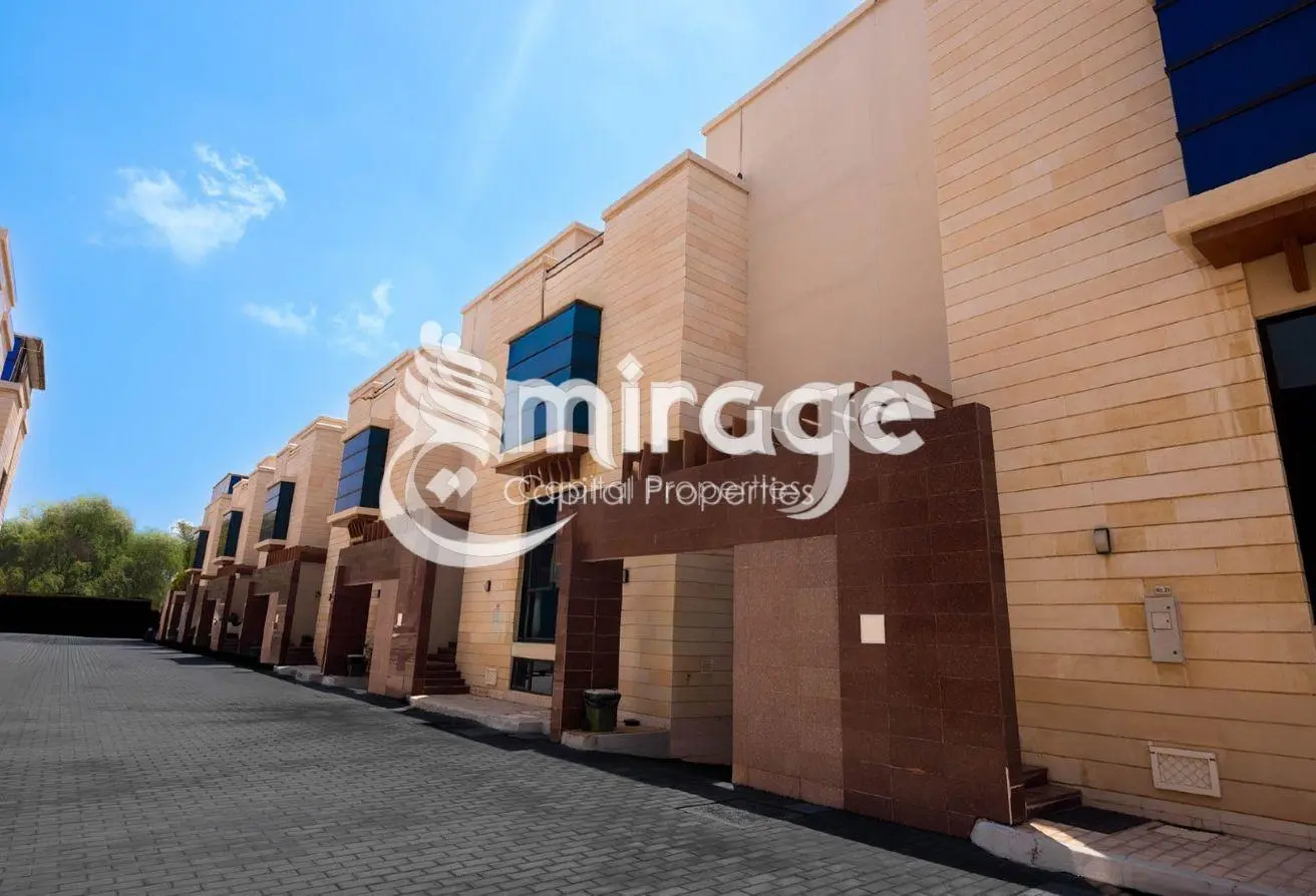 166063394 - Property Main Image
