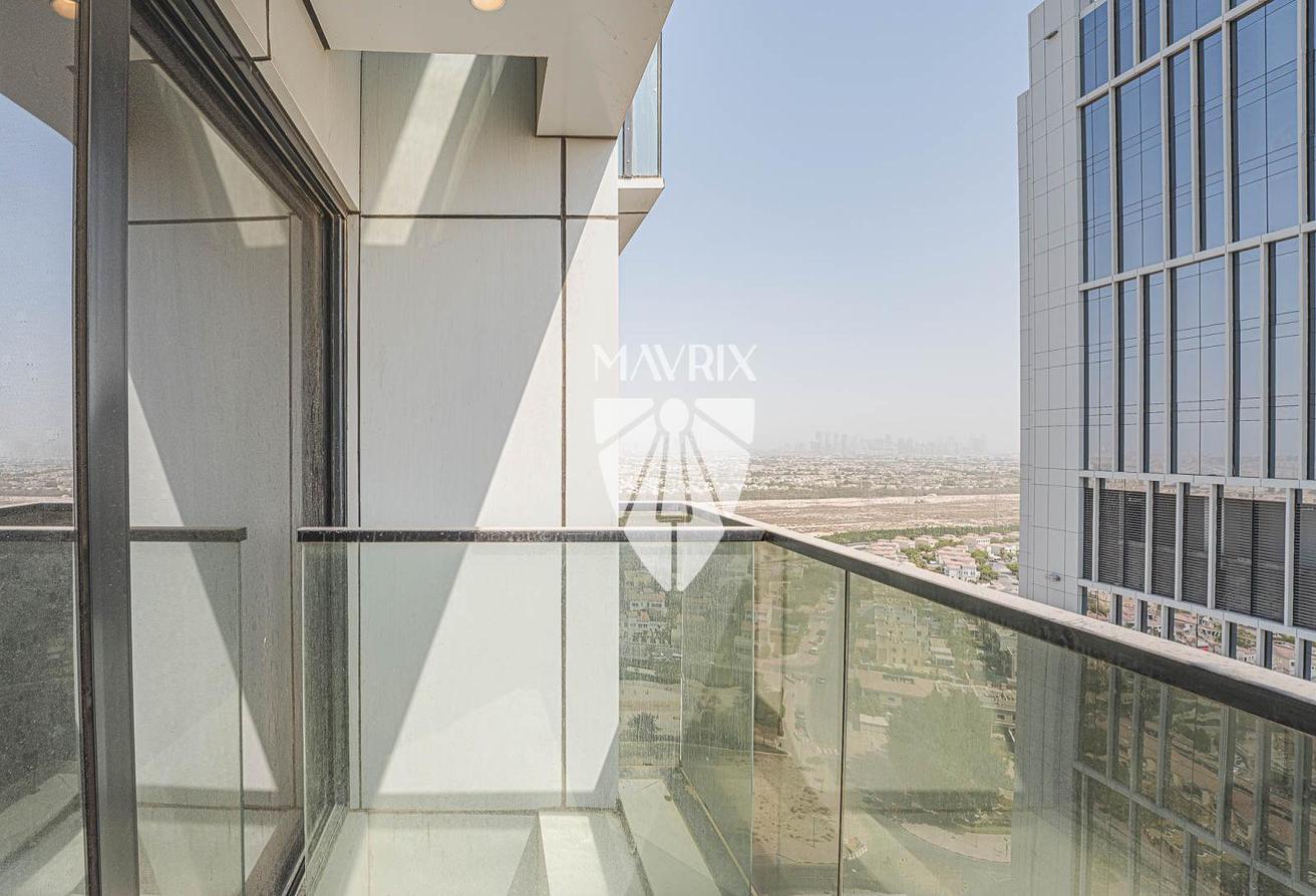 Prime Location | Stylish Apartment | Great Views photo 11