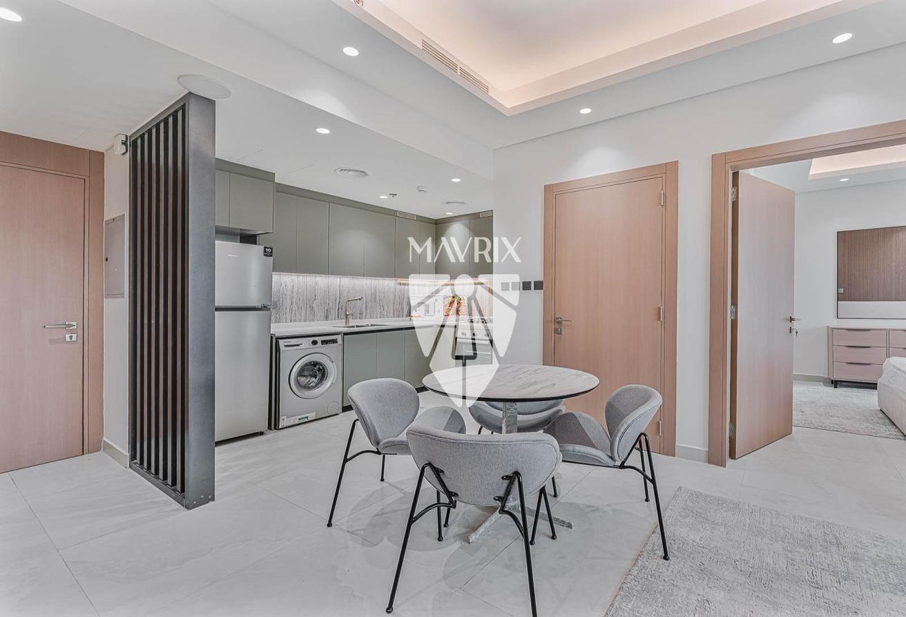 Prime Location | Stylish Apartment | Great Views photo 4