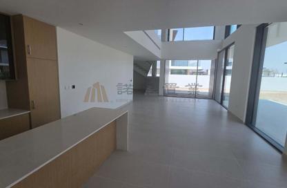Villa - 4 - 5 for rent in Farm Gardens 2 - The Valley - Dubai