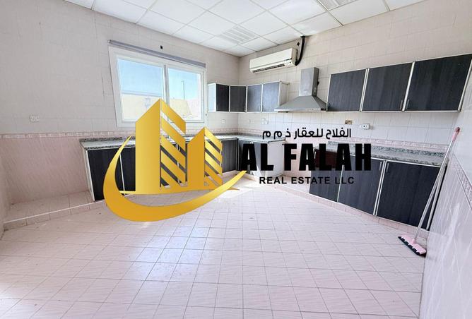 102016223 - Property Image 2