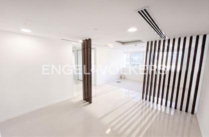 Office Space - Studio - 1 for rent in Westburry Tower 1 - Westburry Square - Business Bay - Dubai