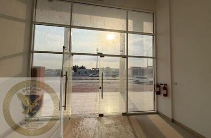 متجر - استوديو - 1 حمام للايجار في المنطقة الصناعية رقم 12 - المنطقة الصناعية بالشارقة - الشارقة متجر - استوديو - 1 حمام للايجار في المنطقة الصناعية رقم 12 - المنطقة الصناعية بالشارقة - الشارقة