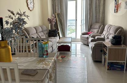 Apartment - 1 Bedroom - 1 Bathroom for rent in Topaz Residence 1 - Topaz Residence - Dubai Silicon Oasis - Dubai