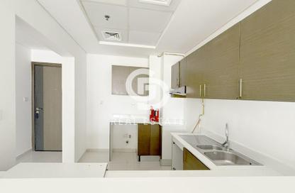 Apartment - 1 Bedroom - 3 Bathrooms for rent in Topaz Residence 3 - Topaz Residence - Dubai Silicon Oasis - Dubai Apartment - 1 Bedroom - 3 Bathrooms for rent in Topaz Residence 3 - Topaz Residence - Dubai Silicon Oasis - Dubai