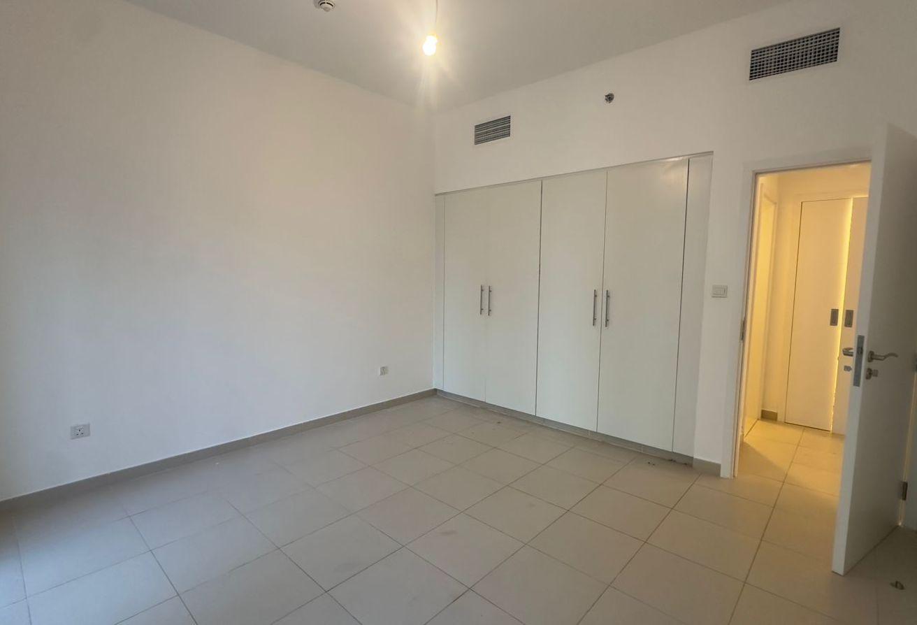 Modern Living | Prime Location | Ready to View photo 5