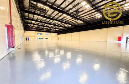 Warehouse - Studio - 6 Bathrooms for rent in Dubai Investment Park 1 (DIP 1) - Dubai Investment Park (DIP) - Dubai