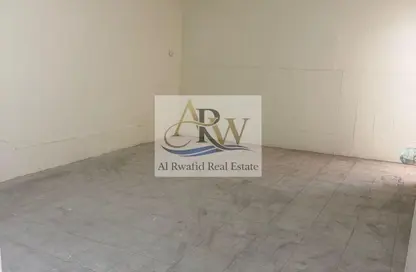 سكن عمال - استوديو - 8 حمامات للايجار في المنطقة الصناعية 15 - المنطقة الصناعية بالشارقة - الشارقة