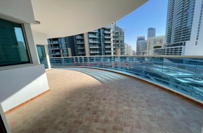 Apartment - 3 Bedrooms - 3 Bathrooms for rent in Cascades Tower - Dubai Marina - Dubai
