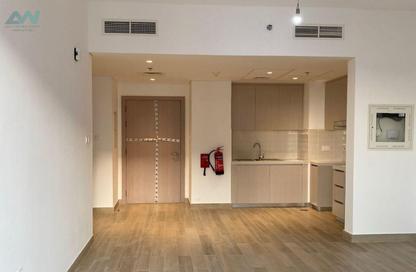 Apartment - 1 Bedroom - 1 Bathroom for rent in Waters Edge - Yas Island - Abu Dhabi
