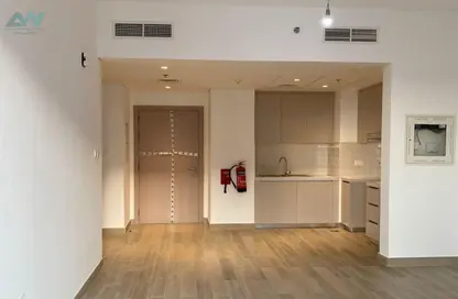 Apartment - 1 Bedroom - 1 Bathroom for rent in Waters Edge - Yas Island - Abu Dhabi