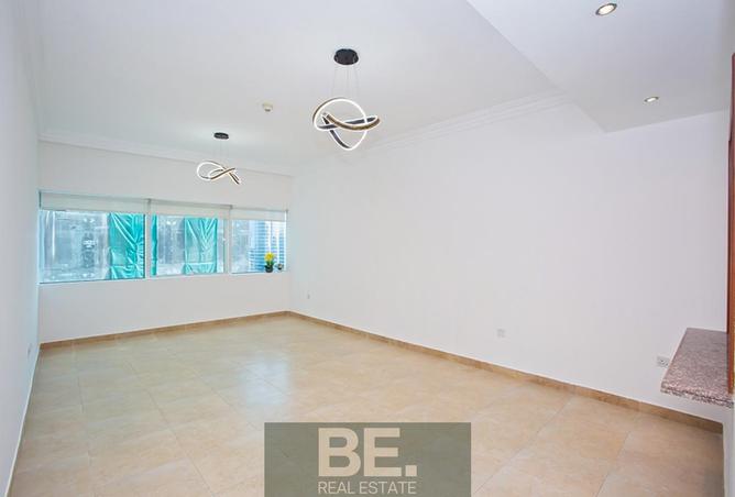 70294302 - صورة العقار 3