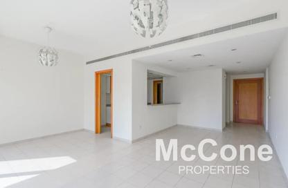 Apartment - 2 - 2 for sale in Al Dhafra 4 - Al Dhafra - Greens - Dubai Apartment - 2 - 2 for sale in Al Dhafra 4 - Al Dhafra - Greens - Dubai
