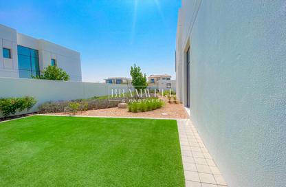 Villa - 5 Bedrooms - 6 Bathrooms for sale in Bada Al Jubail - Al Jubail Island - Abu Dhabi