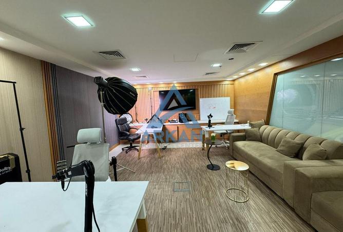 72313299 - Property Image 2