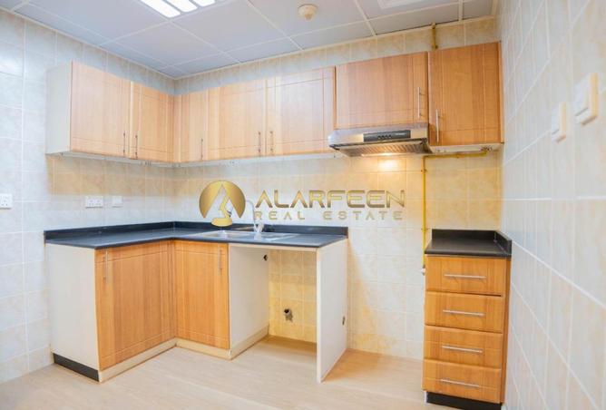 76177689 - Property Image 3