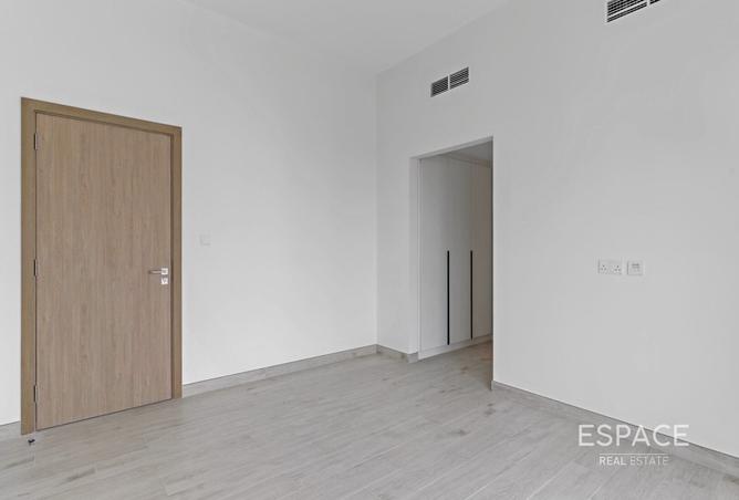 123826589 - Property Image 3