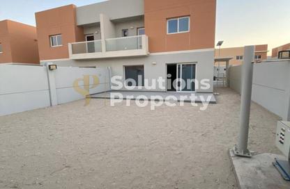 Villa - 5 - 6 for sale in Manazel Al Reef 2 - Al Samha - Abu Dhabi
