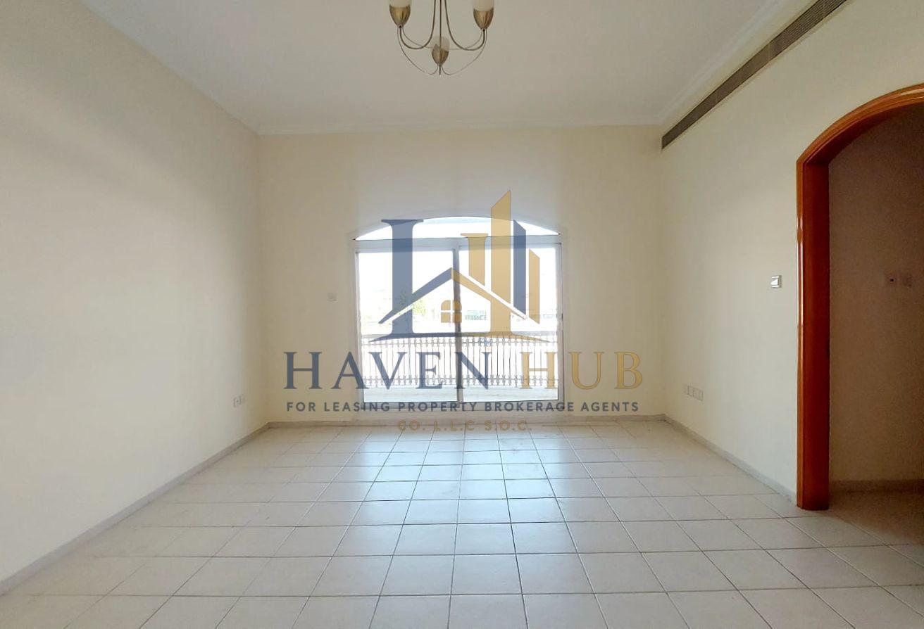 4 BR Villa with Private Garden in Al Safa photo 16