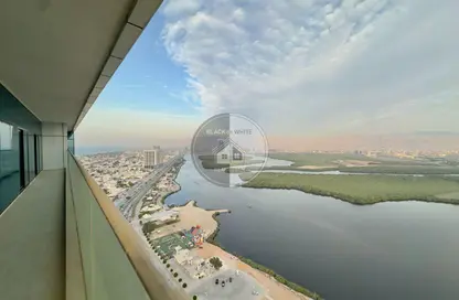 شقة - 3 غرف نوم - 4 حمامات للايجار في كورنيش راس الخيمة - رأس الخيمة