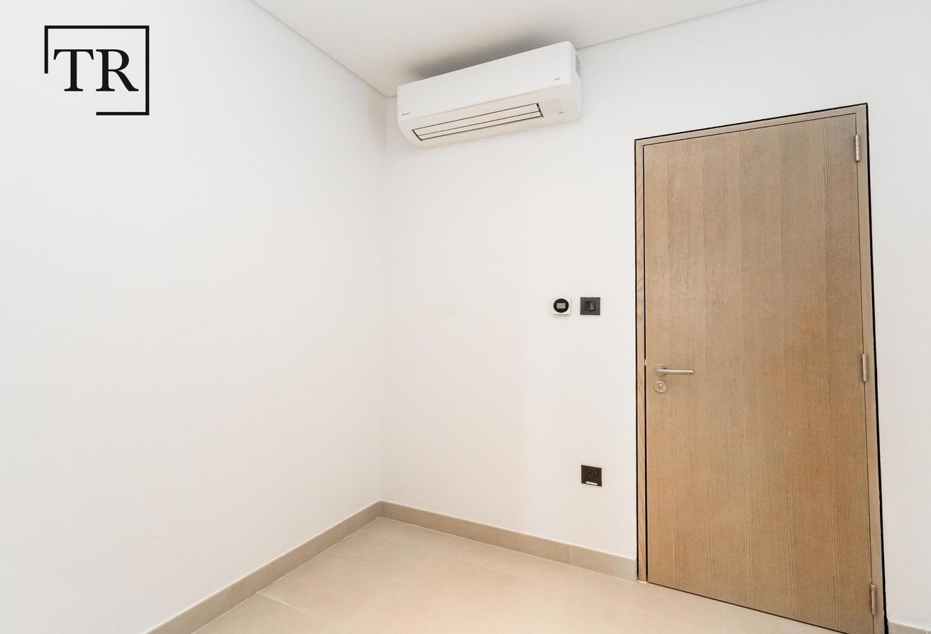 Single Row | Well Maintained | Premium Finishes photo 20