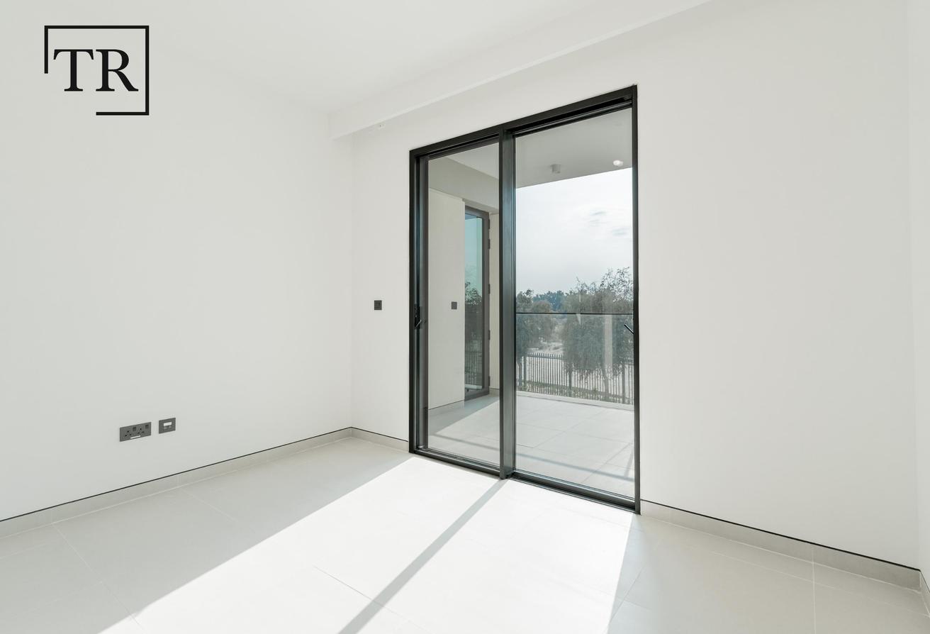 Single Row | Well Maintained | Premium Finishes photo 17