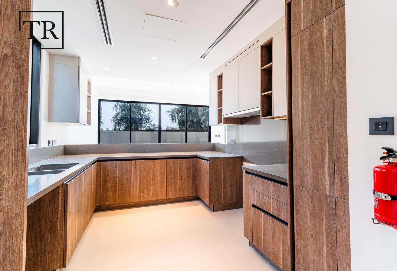 Single Row | Well Maintained | Premium Finishes photo 11