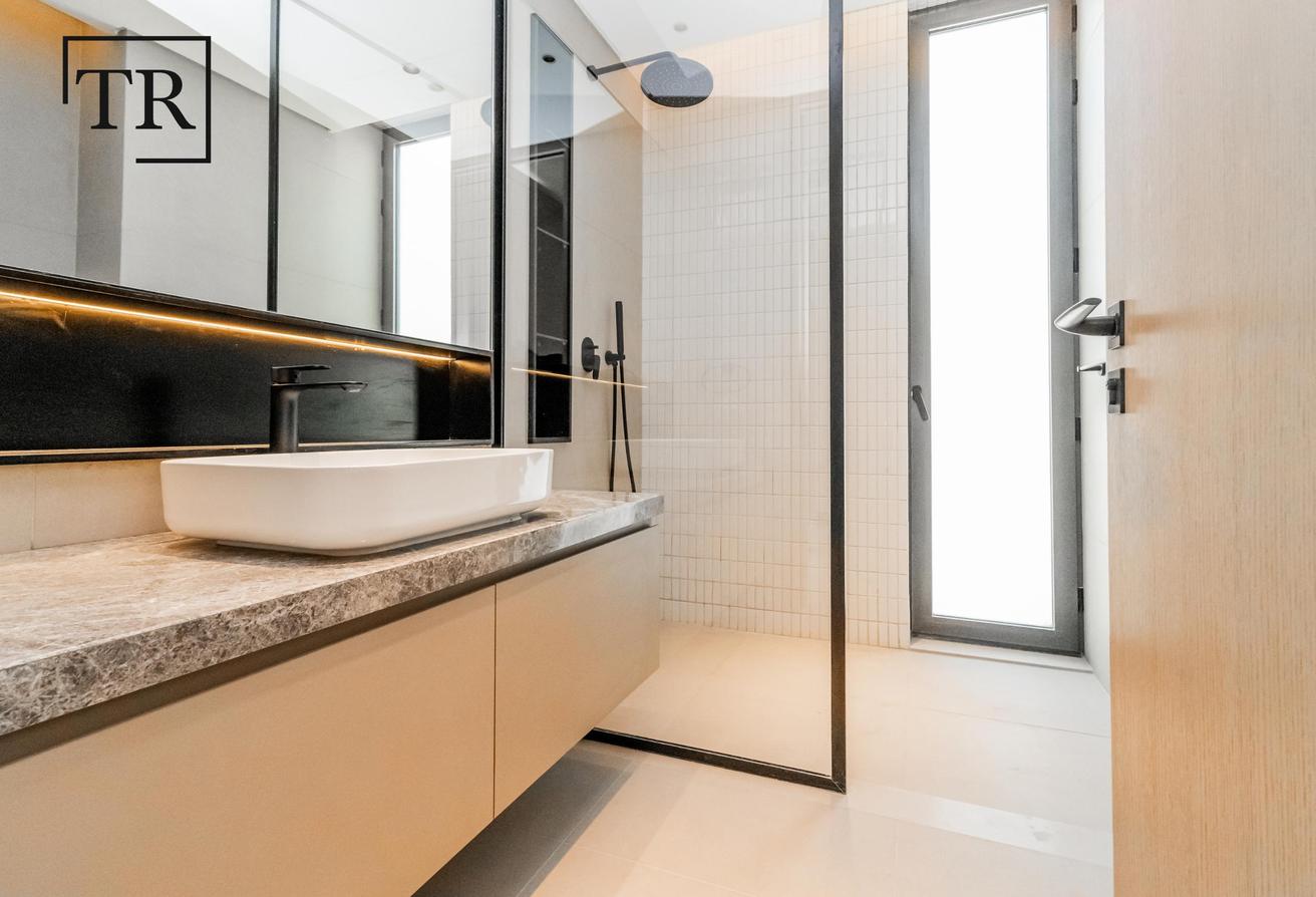 Single Row | Well Maintained | Premium Finishes photo 26