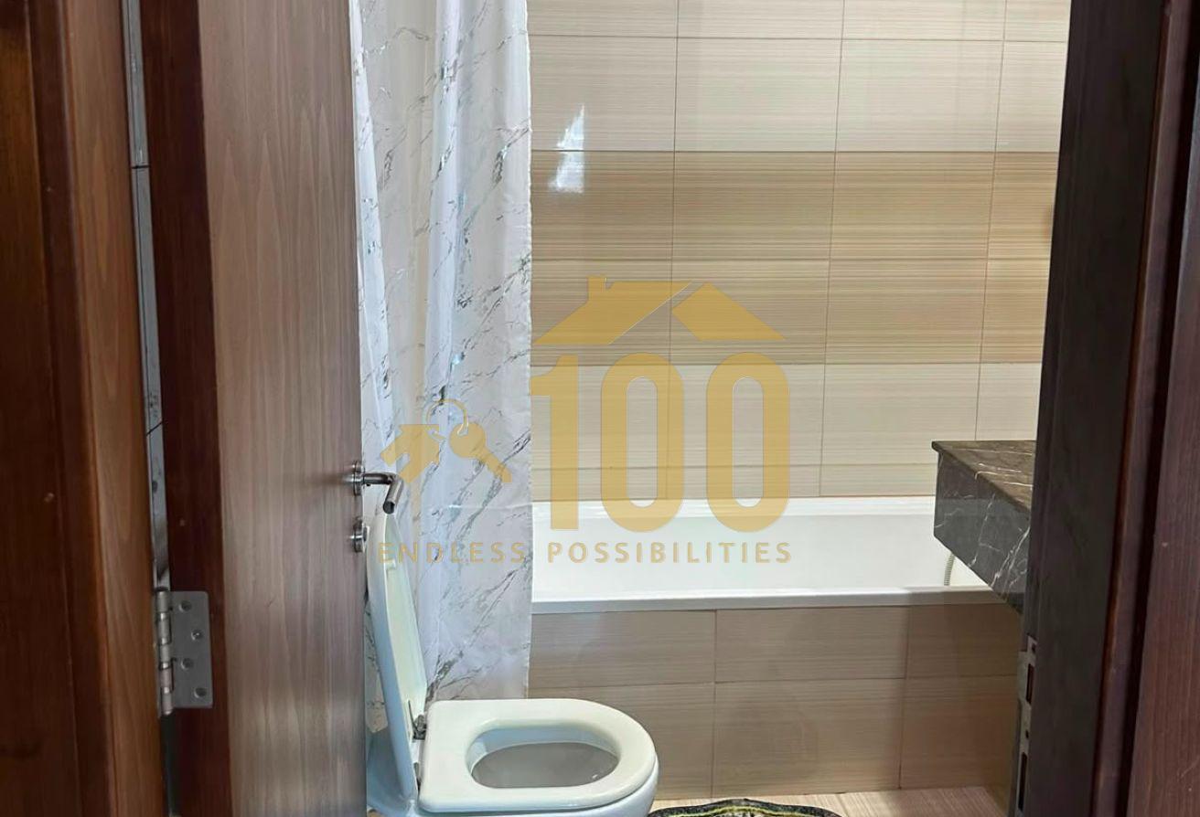 Modern Apartment | Spacious Unit | Fully Furnished photo 16