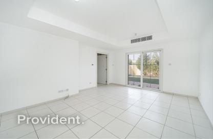 Villa - 2 - 3 for rent in Springs 11 - The Springs - Dubai Villa - 2 - 3 for rent in Springs 11 - The Springs - Dubai