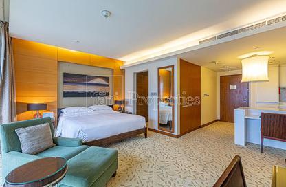 Apartment - Studio - 1 Bathroom for rent in The Dubai Mall Residences - Downtown Dubai - Dubai