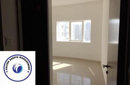 Apartment - 1 Bedroom - 2 Bathrooms for rent in New Al Taawun Road - Al Taawun - Sharjah