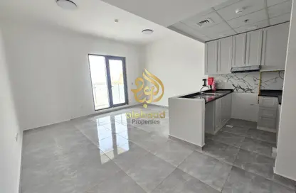 Apartment - 1 Bedroom - 2 Bathrooms for rent in Marah Building - International City Phase 2 - Al Warsan 4 - Al Warsan - Dubai