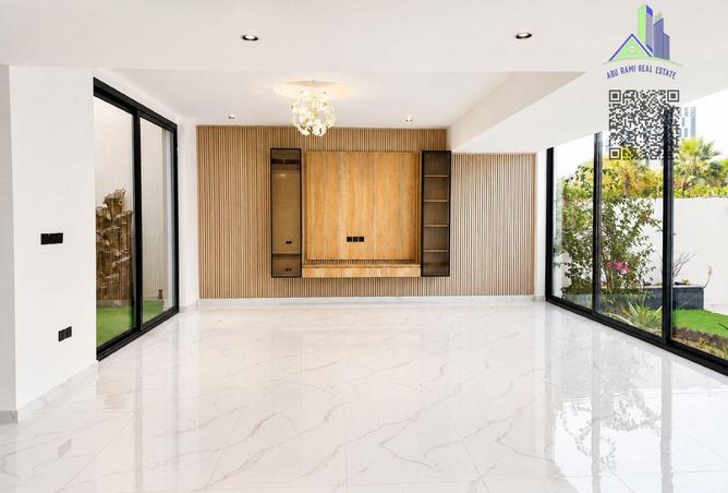 103719200 - Property Image 3