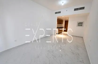 Apartment - 1 Bathroom for sale in Oasis 1 - Oasis Residences - Masdar City - Abu Dhabi