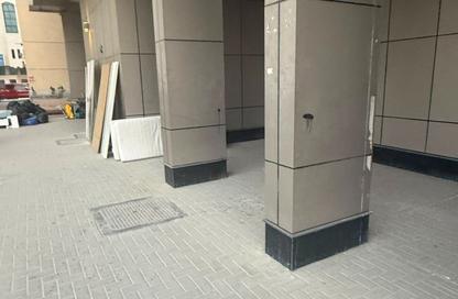 عمارة بالكامل - استوديو - 8 حمامات للبيع في القليعة - الشرق - الشارقة