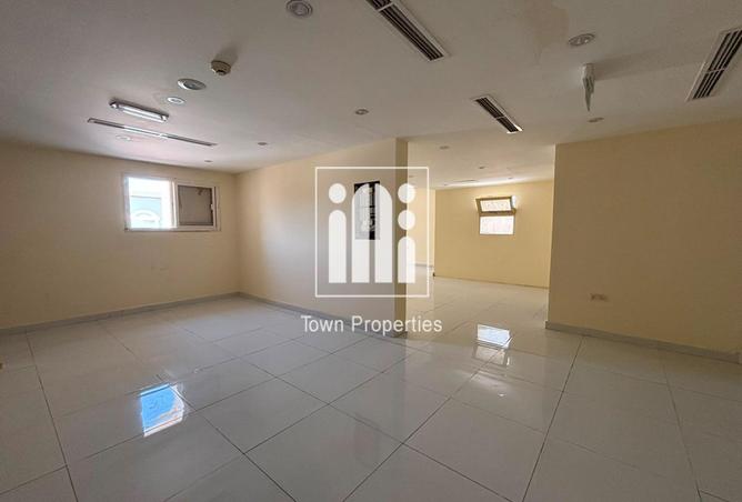 110533042 - Property Image 3