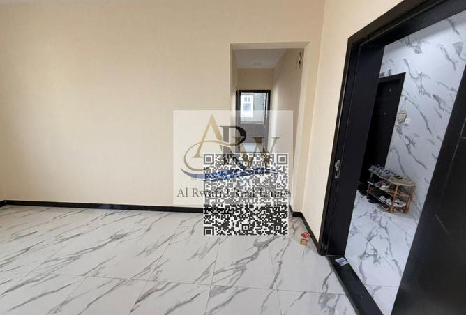 72725129 - Property Image 3