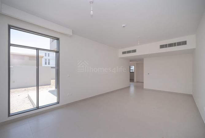 73164447 - Property Image 2