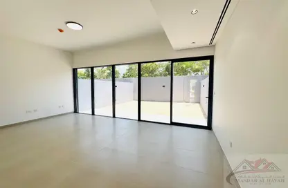 شقة - 2 غرف نوم - 3 حمامات للايجار في كايا - مسار - تلال سيتي - الشارقة