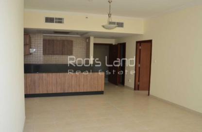 Apartment - 1 Bedroom - 2 Bathrooms for sale in Burj Al Nujoom - Downtown Dubai - Dubai